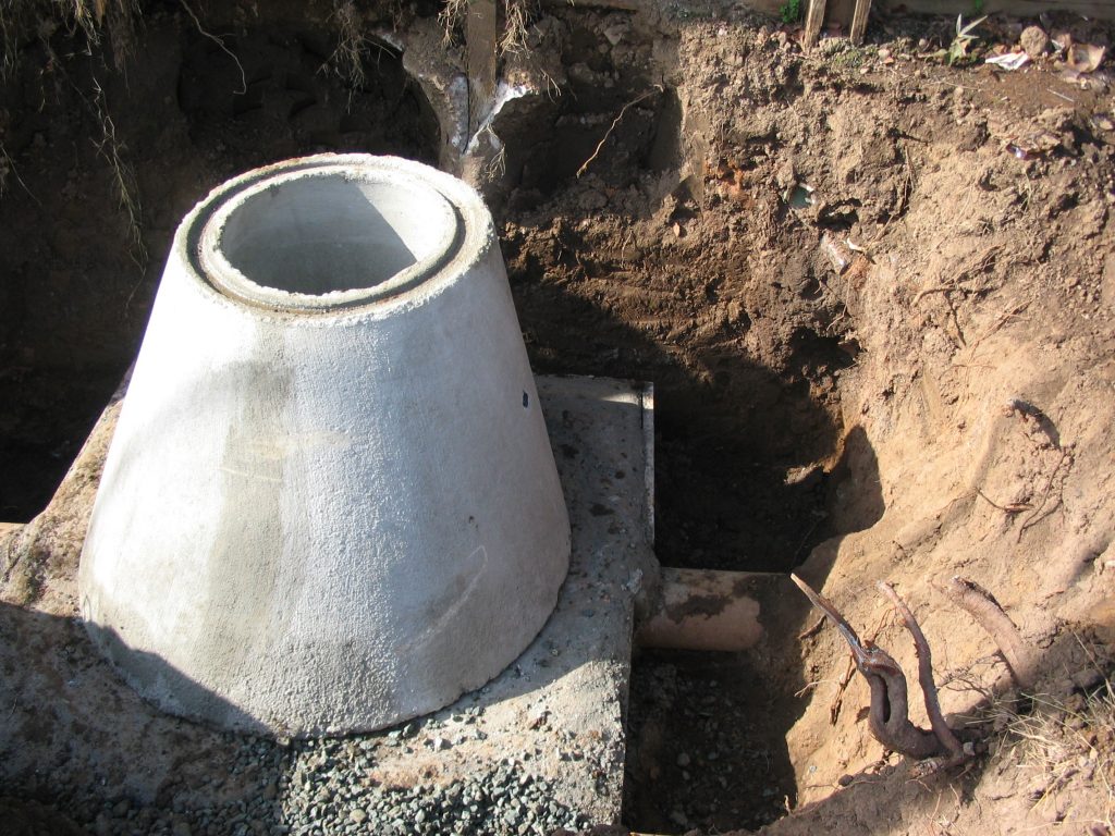 Sewer Man Hole Installation